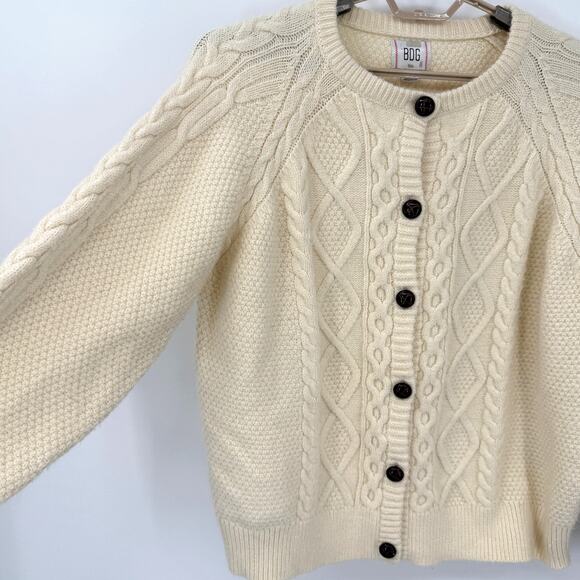 Urban Outfitters BDG Fisherman Cable Knit Cardigan Sweater Size Large - Picture 3 of 7